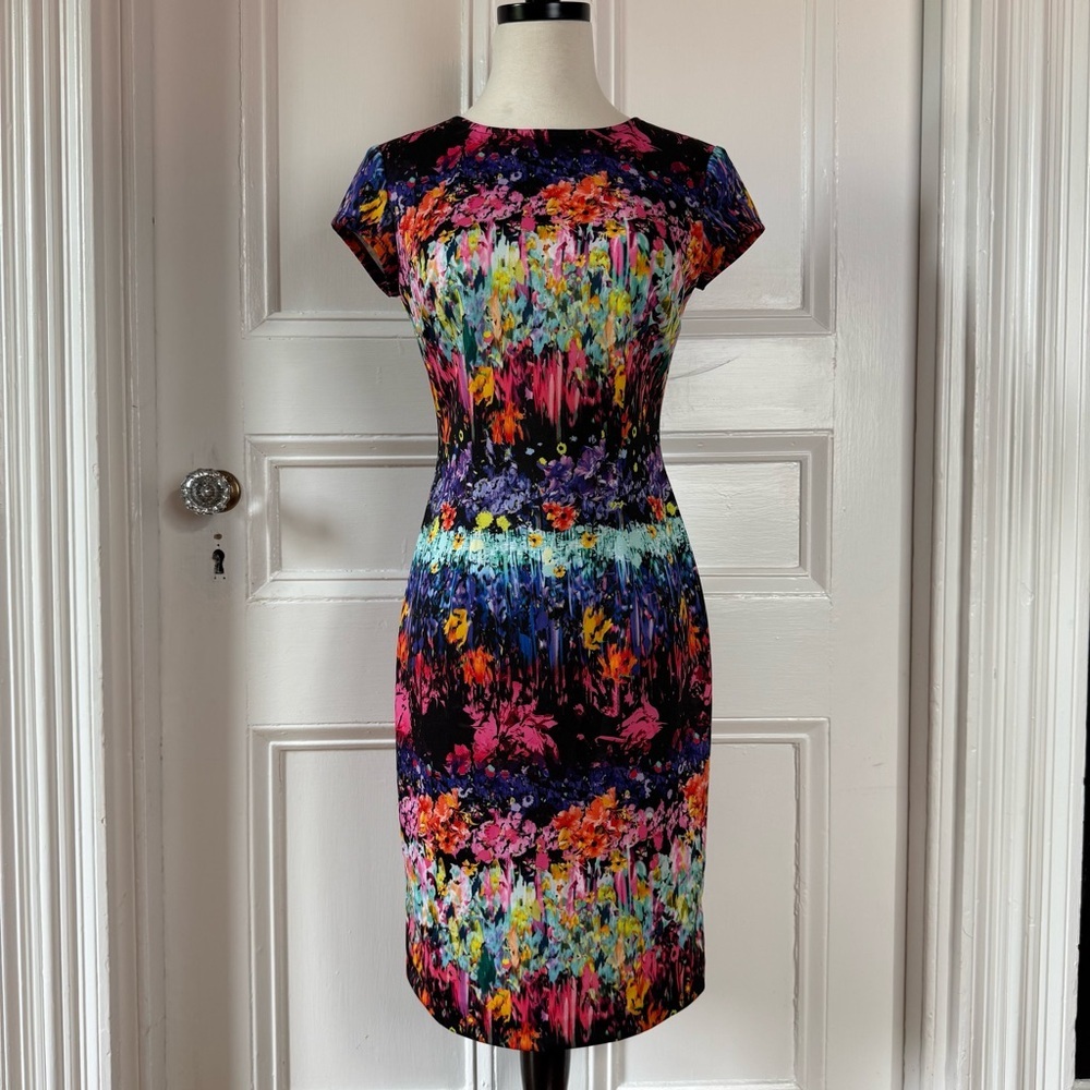 Joseph Ribkoff Women Floral Scuba Multicolor Shift Cap Sleeve Dress Small Black